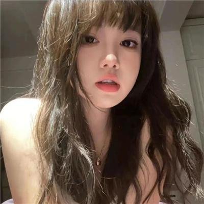 持摄像机的人